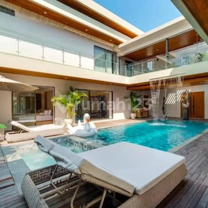 Dijual.villa Seminyak - Image 1 of 4