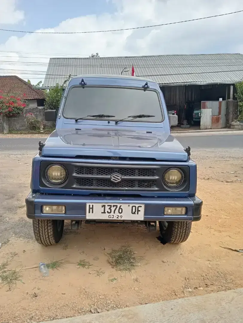 Suzuki Jimny 2004 Bensin - Image 3 of 10