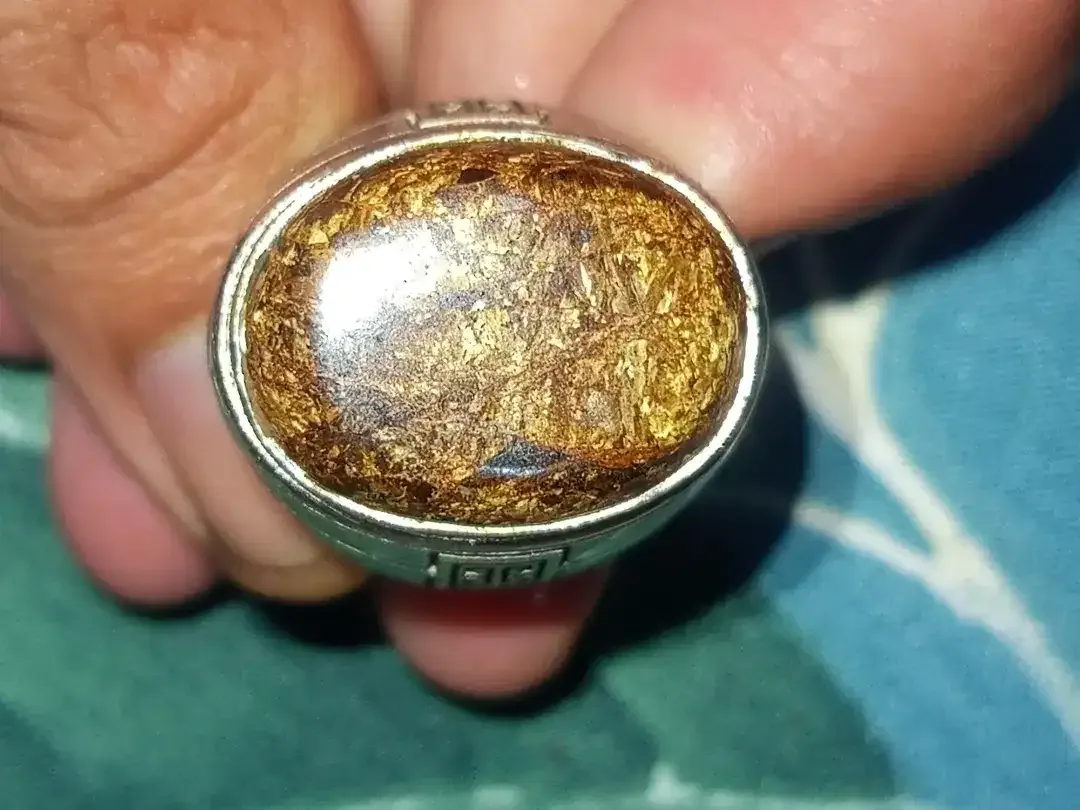 Cincin serapinethe nempel magnet ada emasny - Image 1 of 1