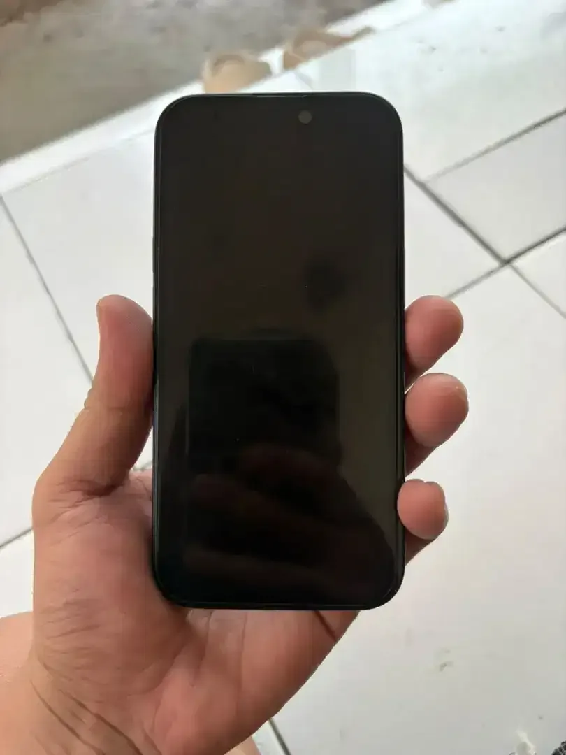 Jual cepat iphone 15 128gb - Image 5 of 7
