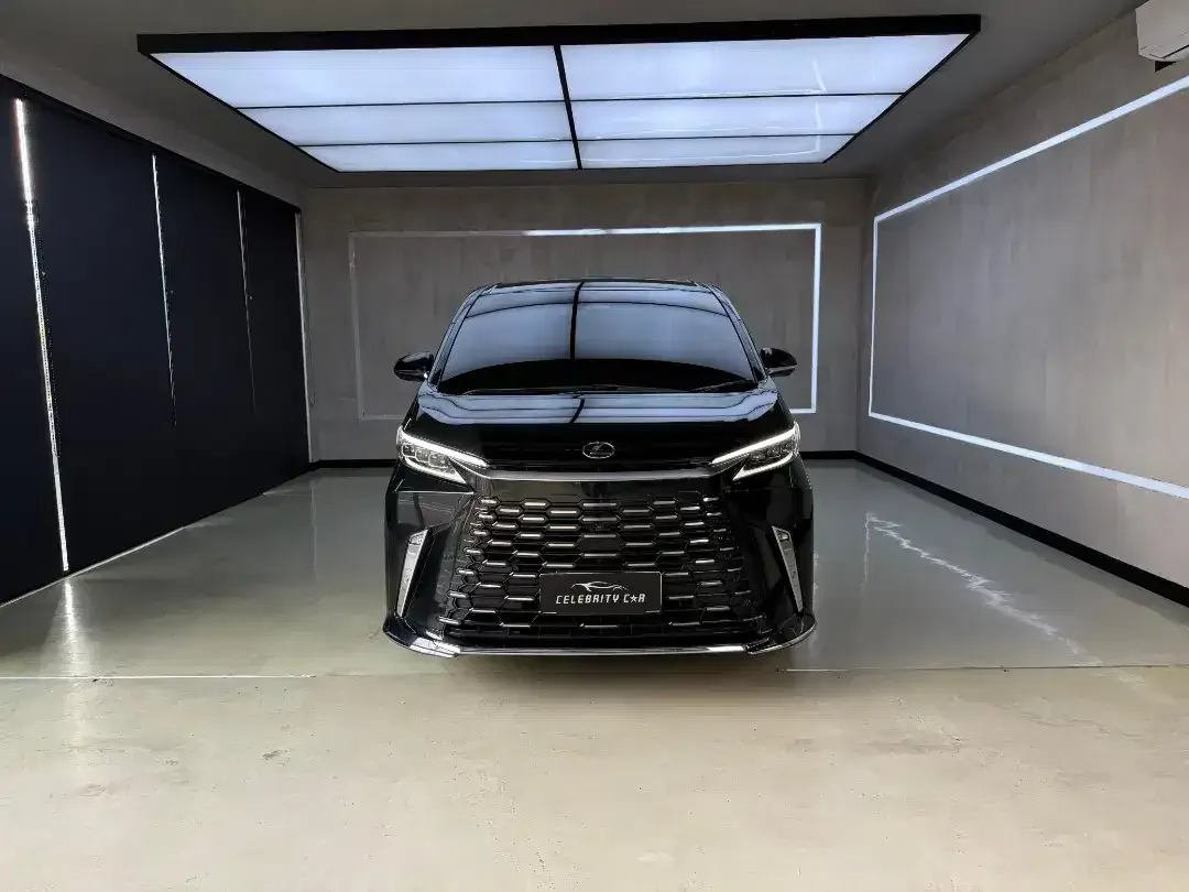 Lexus LM 350 Hybrid 7 Seater 2024 - Image 1 of 10
