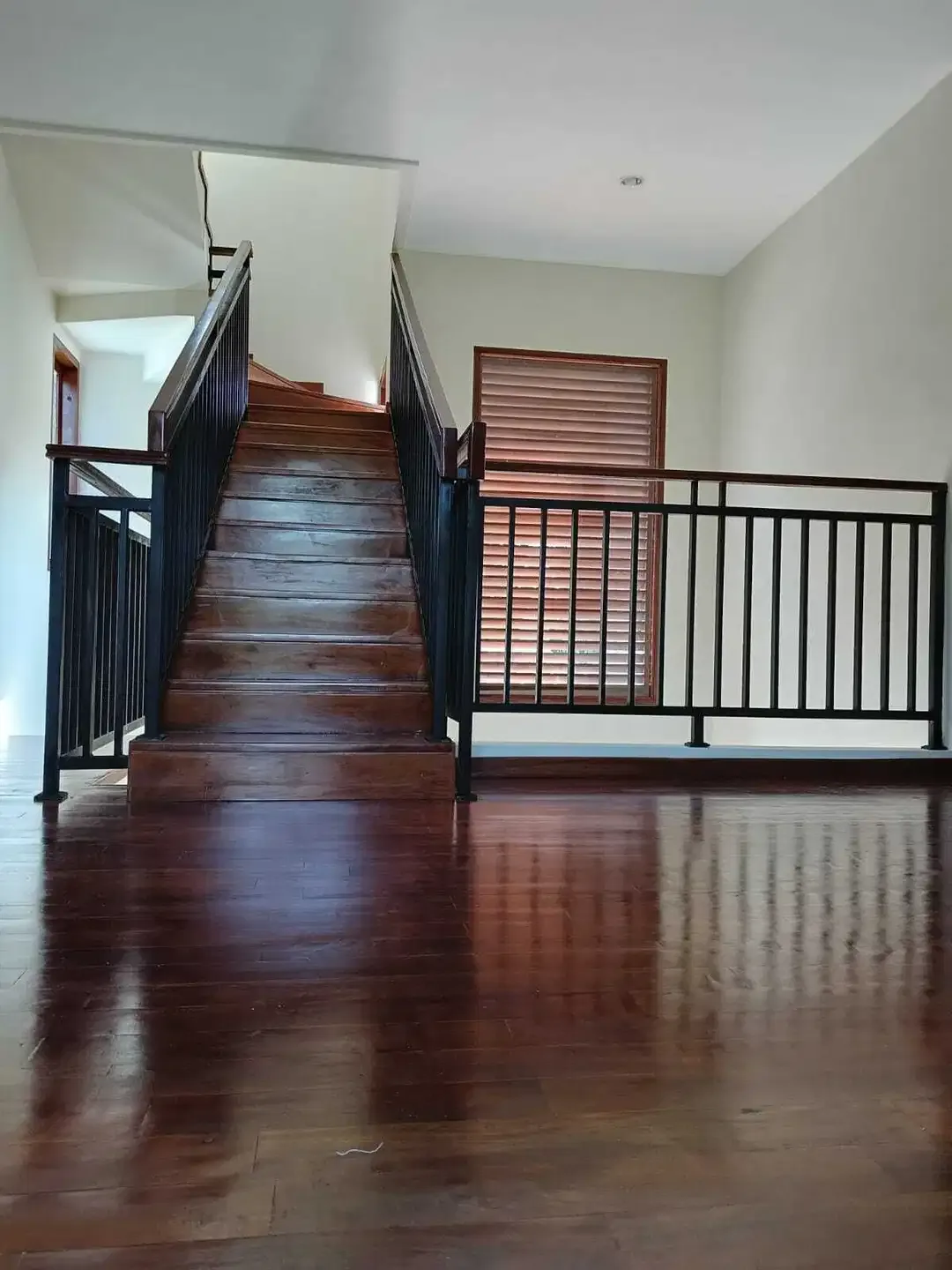 FOR RENT VILLA BAGUS TENANG VIEW SAWAH 3BR LOKASI STARTEGIS UBUD - Image 9 of 10