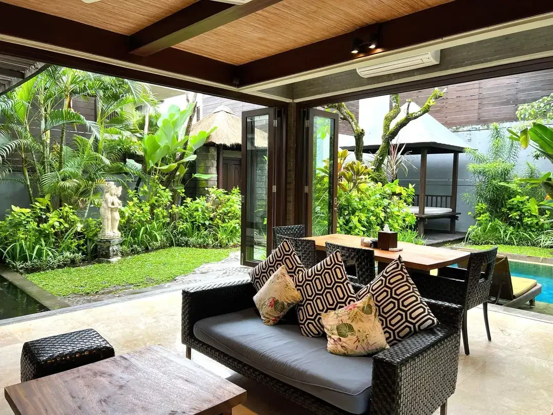Villa Mewah 250 Meter Dari Pantai Seminyak Bali - Image 6 of 10