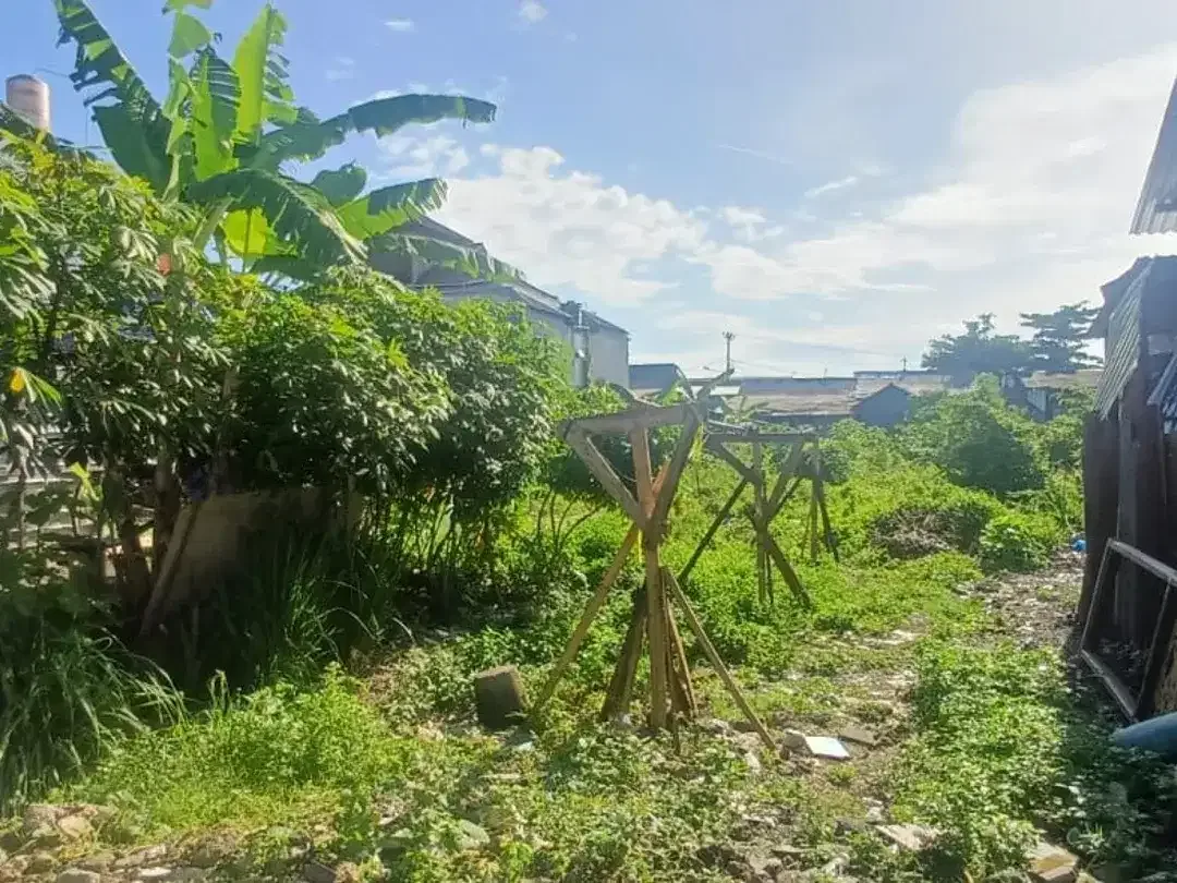 Dijual Tanah 1.500 m² dengan Lebar Depan 31 Meter Zona Perdagangan & Jasa di Denpasar - Jalan Himalaya II Cocok untuk Gudang dan Kantor - Image 1 of 8