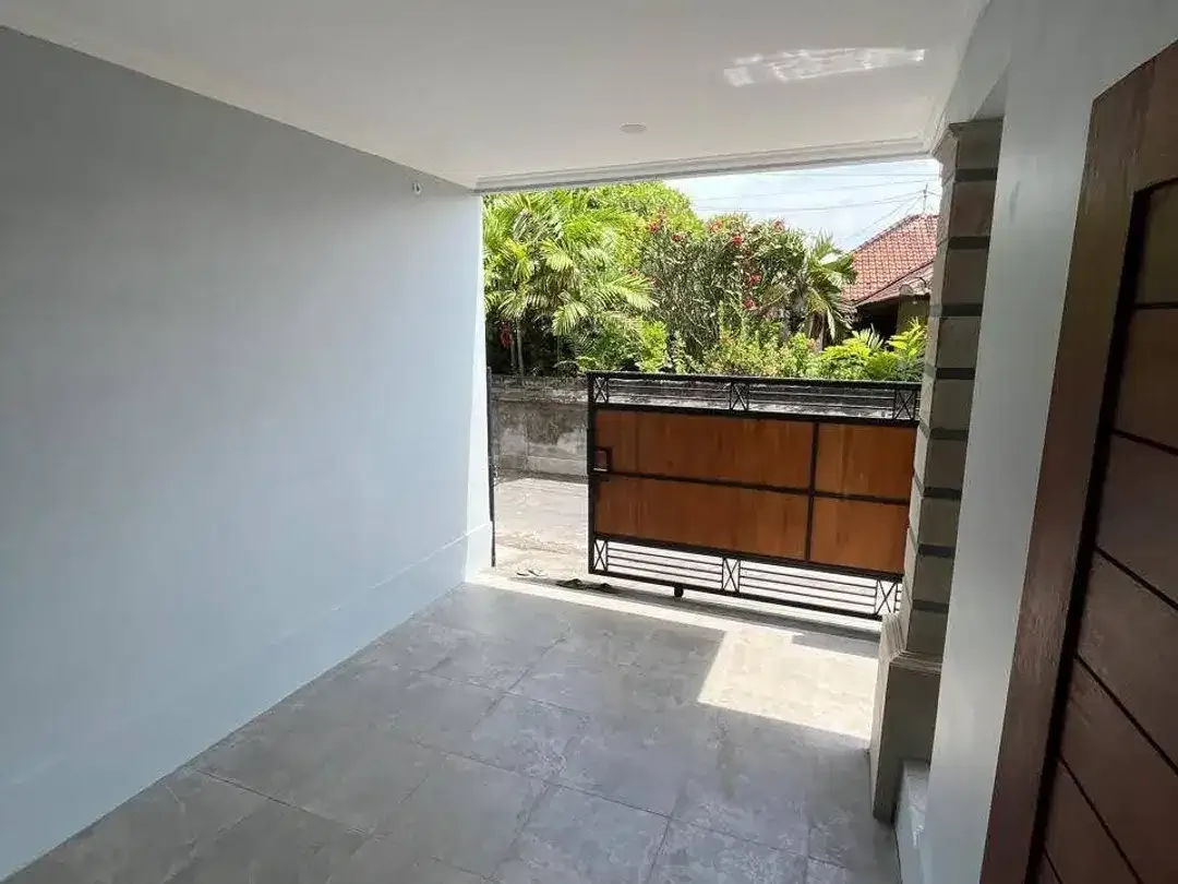 DIJUAL - RUMAH DENGAN PRIVATE POOL DI SANUR - Image 3 of 10