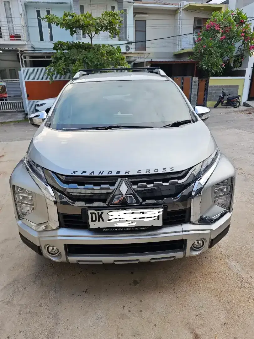 DI JUAL EXPANDER CROSS PREMIUM A/T - Image 1 of 9