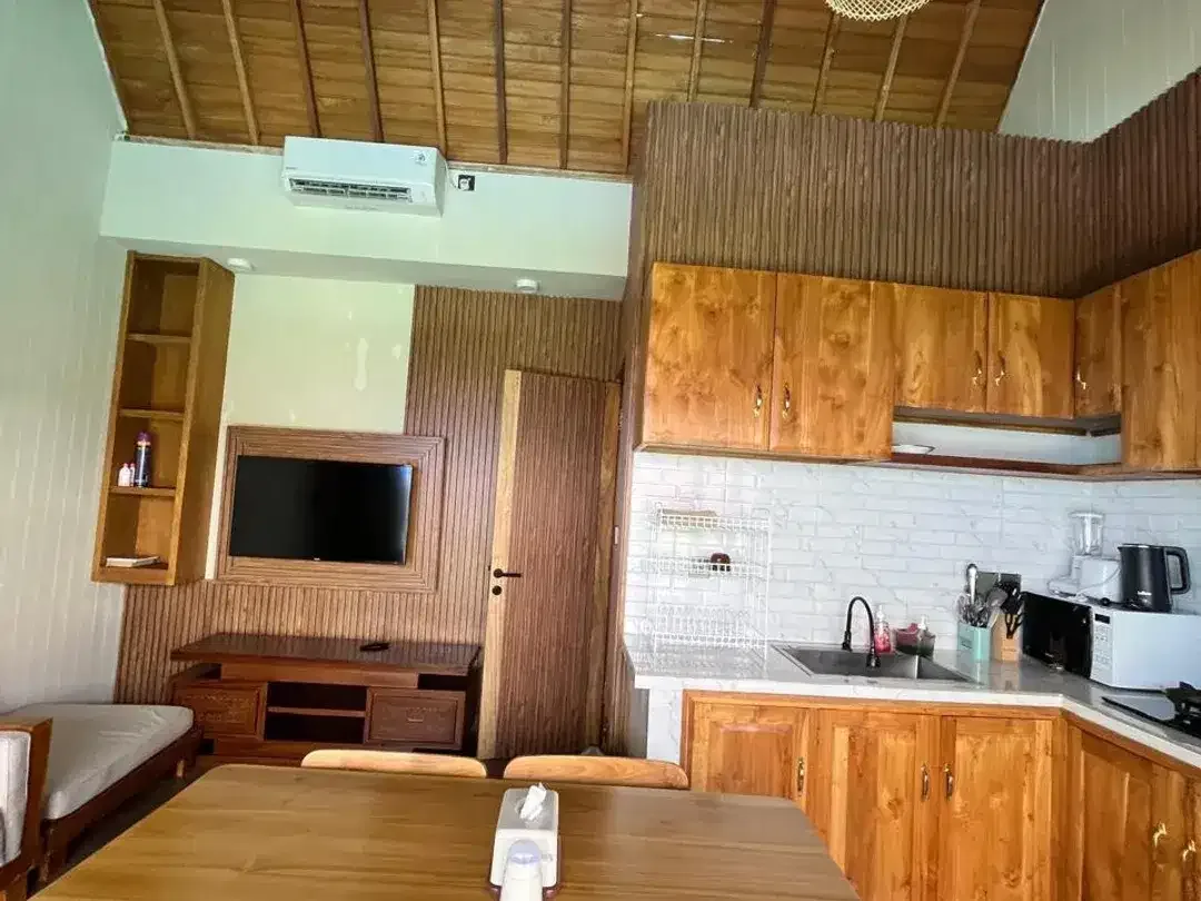 Villa Tropical Modern Minimalis Khas Bali Area strategis Ungasan - Image 4 of 6