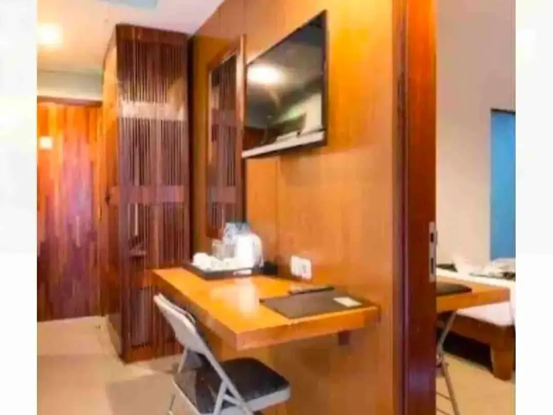 pensiun di jual murah hotel 4 lt masih operational di Raya Kuta Tuban Denpasar - Image 6 of 10
