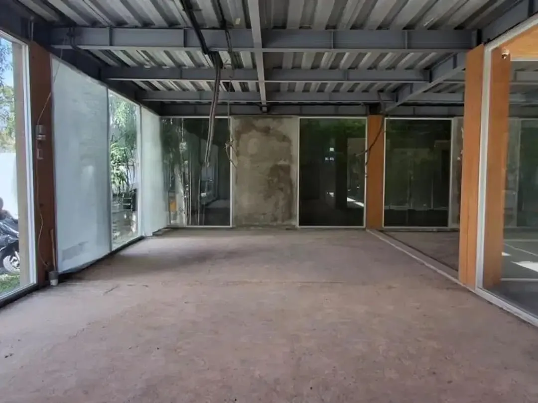 Disewakan Commercial Space Pusat Walk-In Brawa Canggu Lokasi Brawa, Canggu - Image 9 of 10