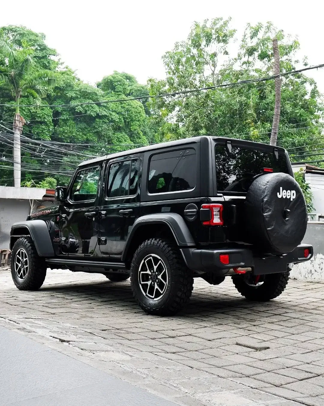 jeep Wrangler Rubicon 2.0 4-Doors (JL)   NIK 2026  Delivery Mileage - Image 4 of 10