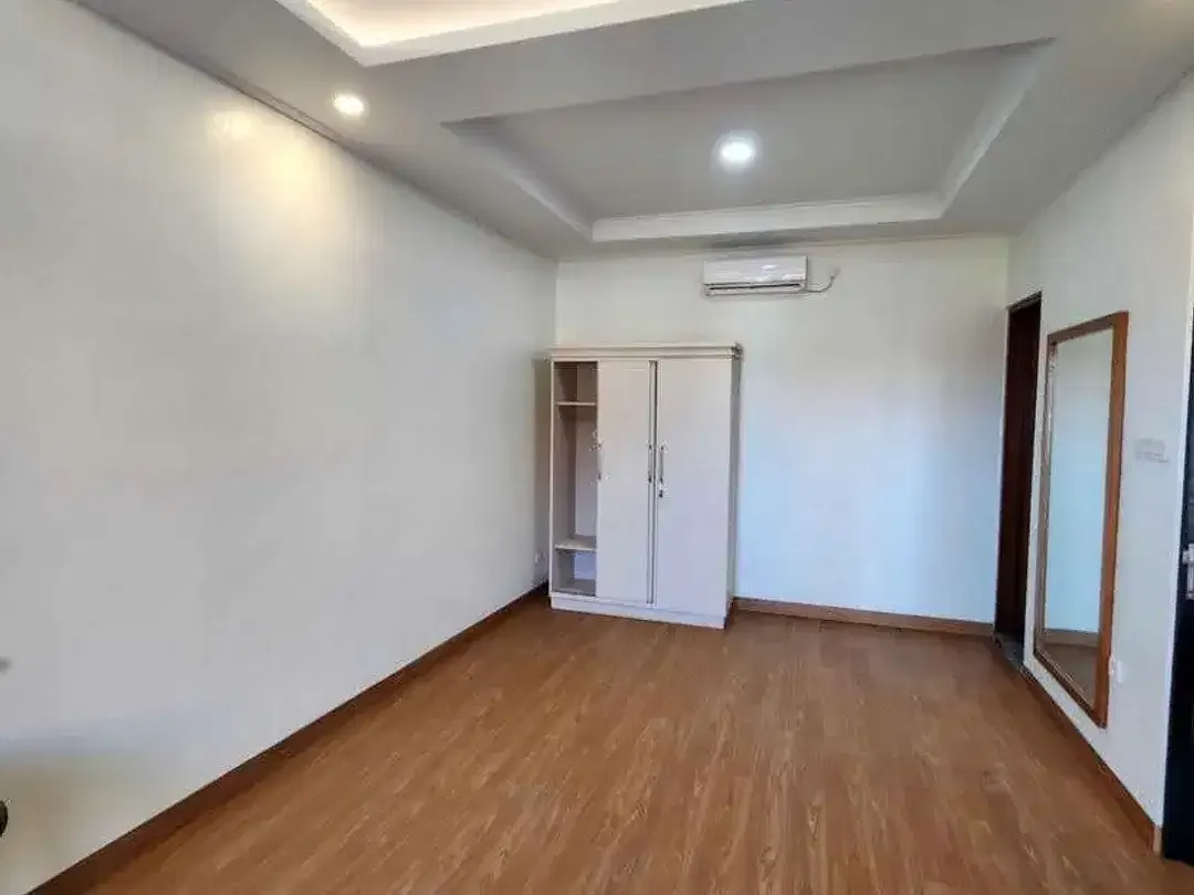[FOR SALE] Luxurious Modern 4-Bedroom Villa with Private Pool in the Heart of Sanur Tourism Hub - Image 6 of 8