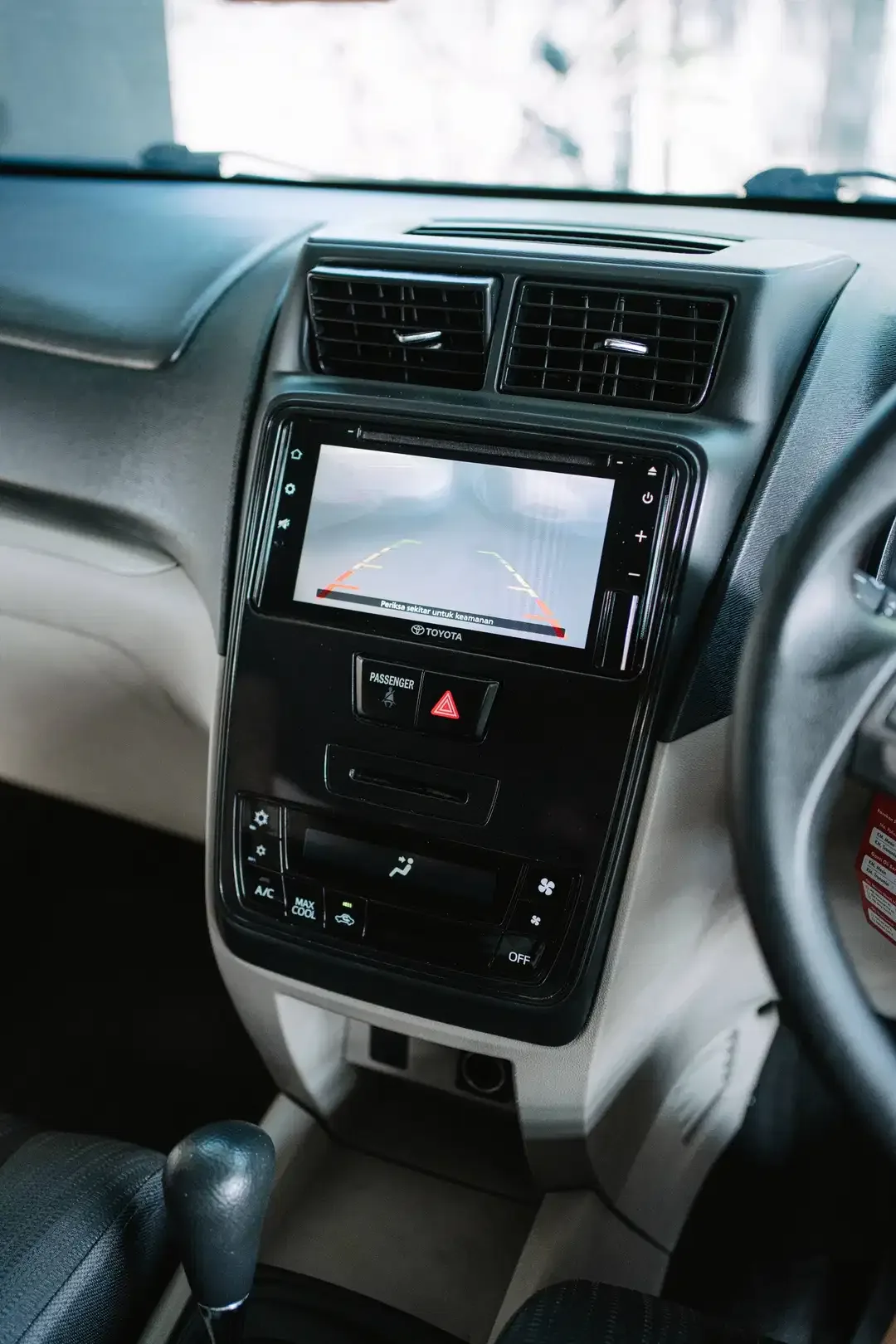 TOYOTA AVANZA G 1.3 AT 2020 MATIC - Image 7 of 10
