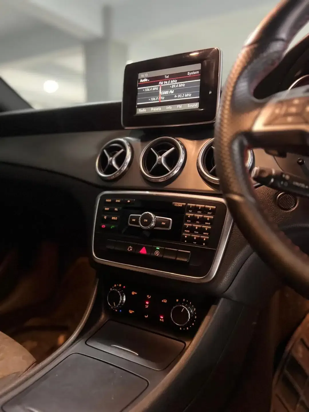 Mercy GLA 200 AMG Line 2015 Low KM - Image 9 of 10