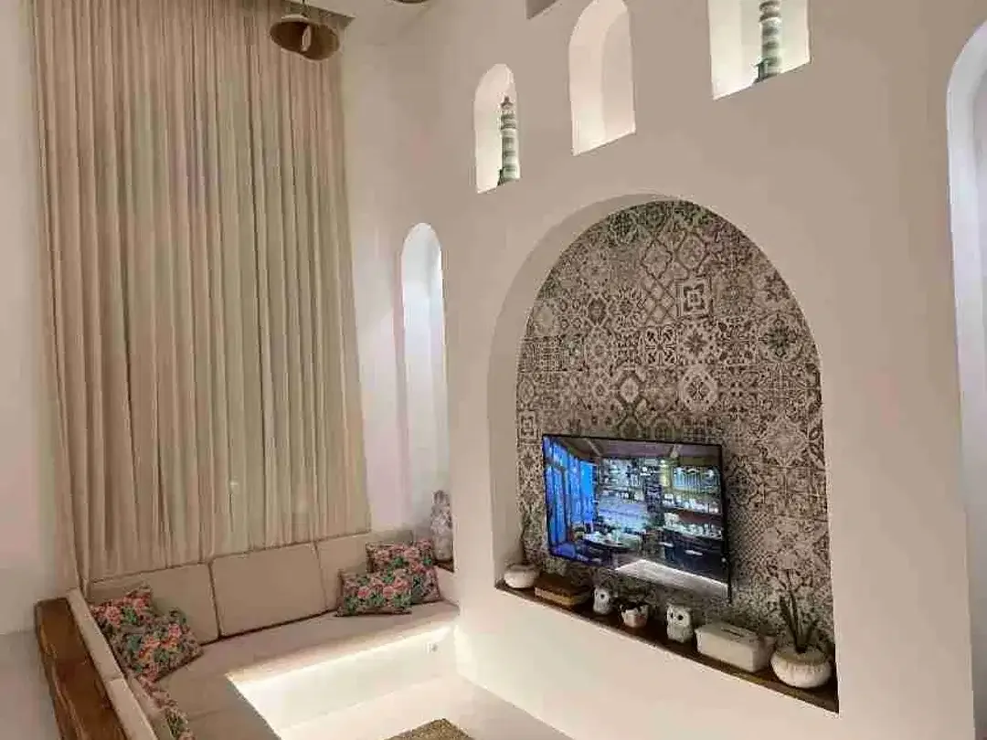 Di jual 2 unit villa baru mediteranean bagus dekat pantai Balangan sangat cocok untuk komersil - Image 2 of 10