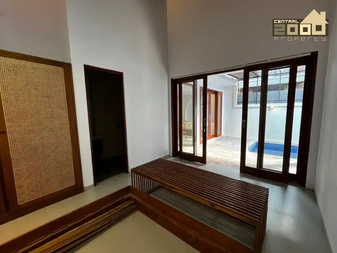 Brand New Renovation Villa for Sale at Kemenuh, Bali - Image 8 of 9