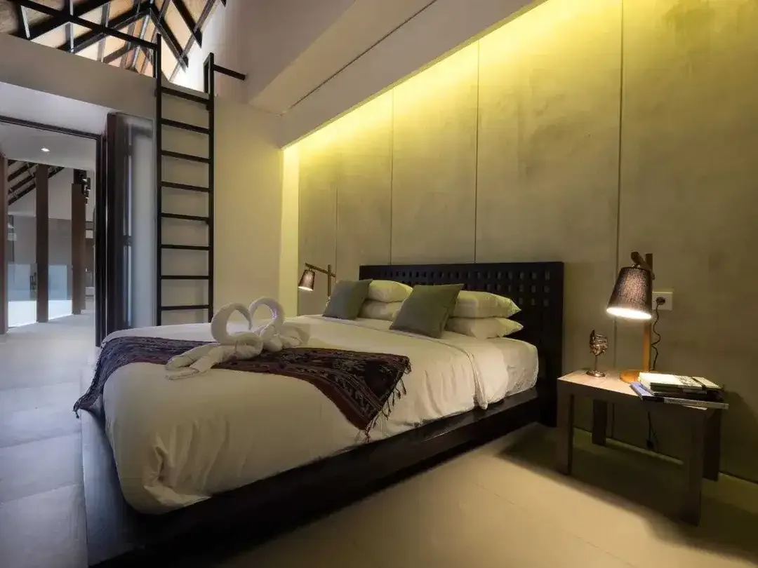 Beautiful Villa in the Tourist Area of Berawa Canggu, Close to Beach - Image 6 of 7