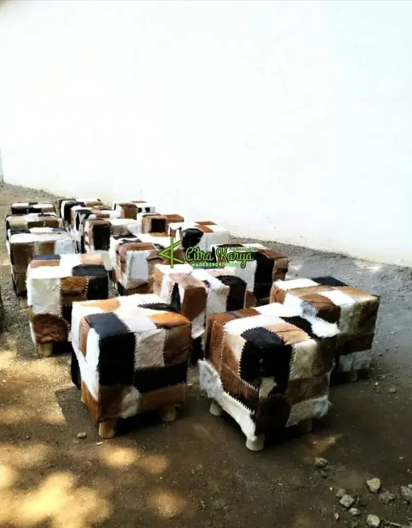 Stooll , ottomat kulit kambing asli ,kulit sapi asli leather cow - Image 1 of 4