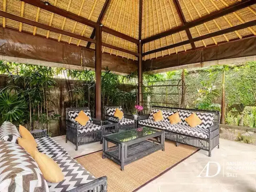 FREEHOLD | BALINESE STYLE WITHIN A COMPLEX VILLA IN PERERENAN CANGGU - Image 7 of 10