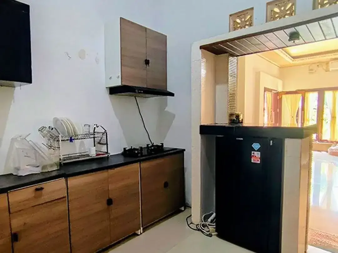 [AMR-025.WSK] FOR YEARLY RENT – 3 BEDROOMS VILLA AT Bali Arum Jimbaran Residence - Image 9 of 10