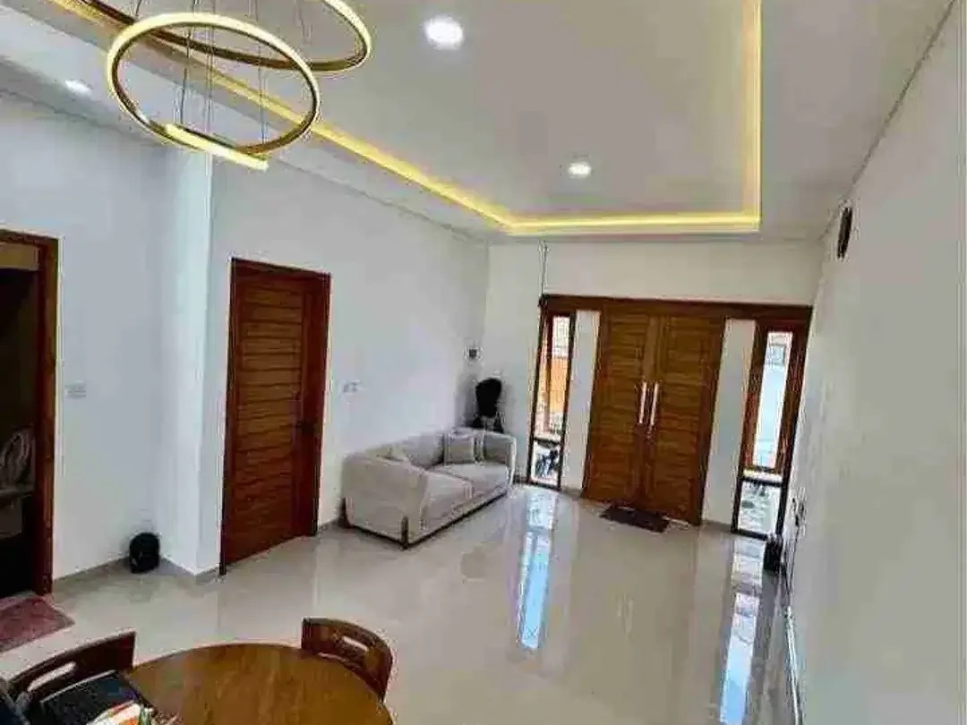Jual Rumah 2lt Modern Lokasi Jl Kampial Nusa Dua Bali area Hunian Investasi & Strategis.1 - Image 3 of 9