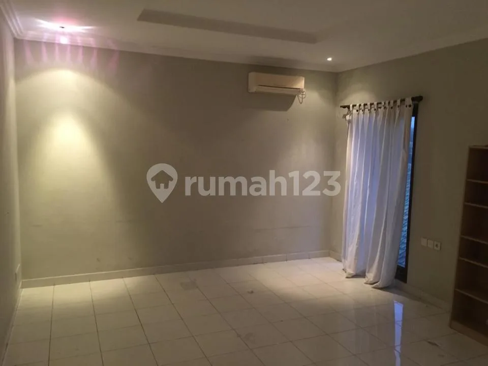 Villa For Lease At Sanur Bagus dan Menarik Yn - Image 2 of 4