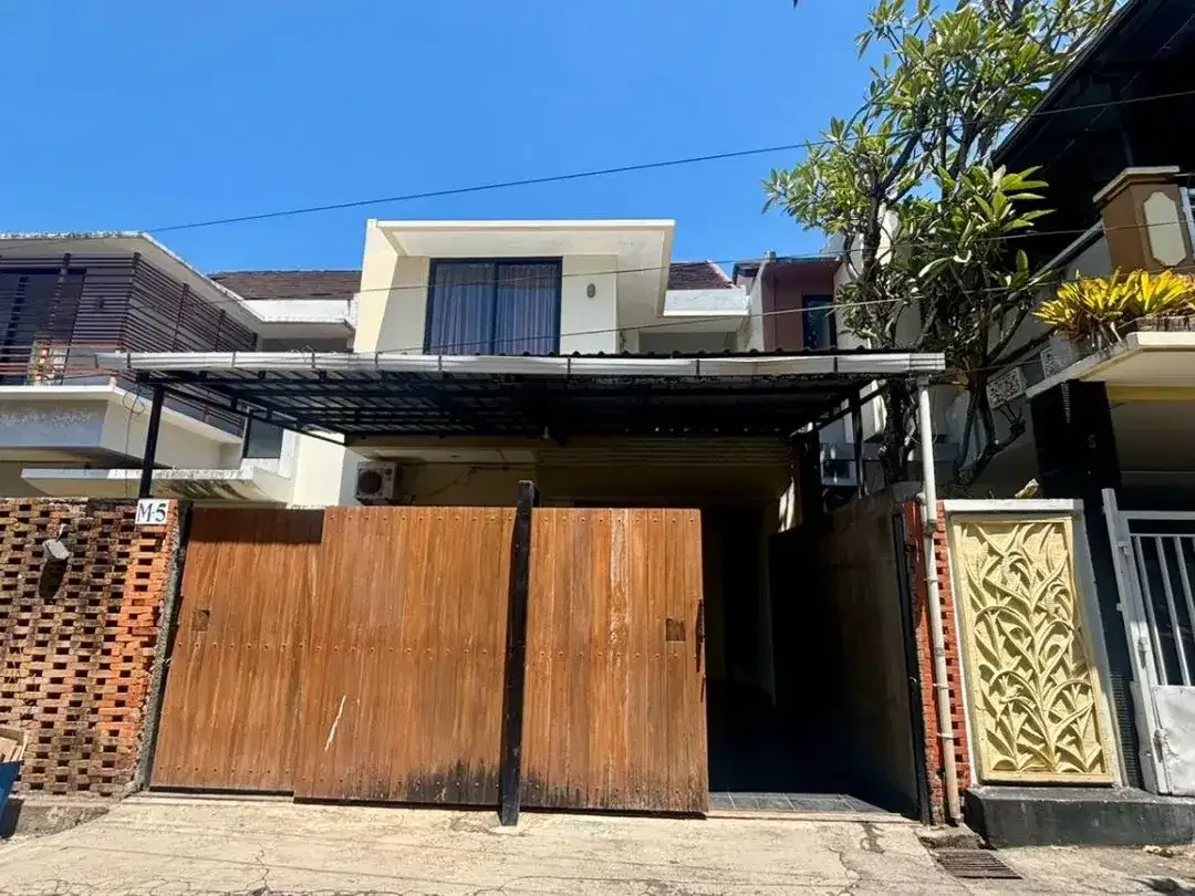FAMILY HOME IN PRIME AREA – RENON, DENPASAR Jalan Tukad Balian - Image 1 of 10