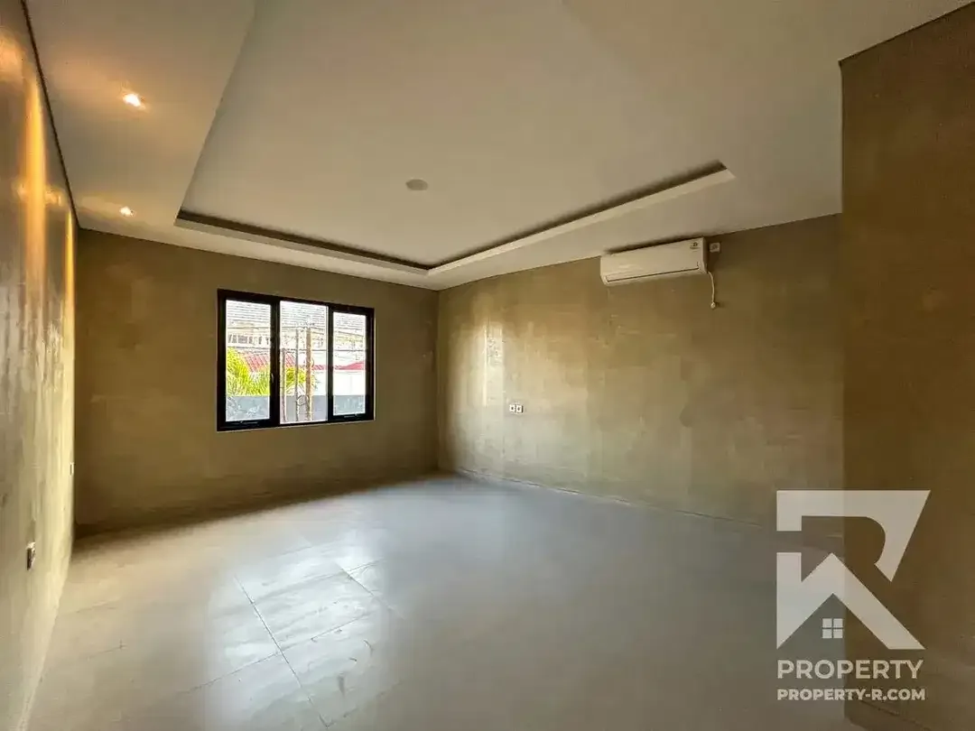 Brand New Semi Furnished 4 Bedroom Villa in Sanur Bali for Rent Yearly - Image 5 of 10