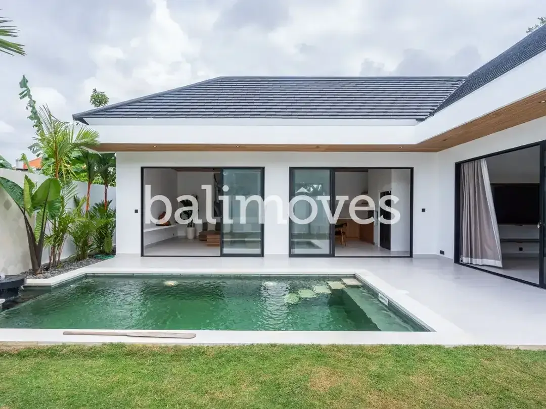 Vila Baru Dua Kamar Tidur Bergaya Tropis Modern di Sanur - Image 7 of 10