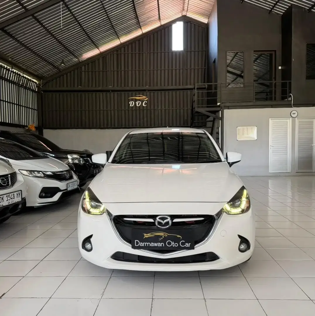 Mazda 2 R Skyactiv 2015 - Image 2 of 9