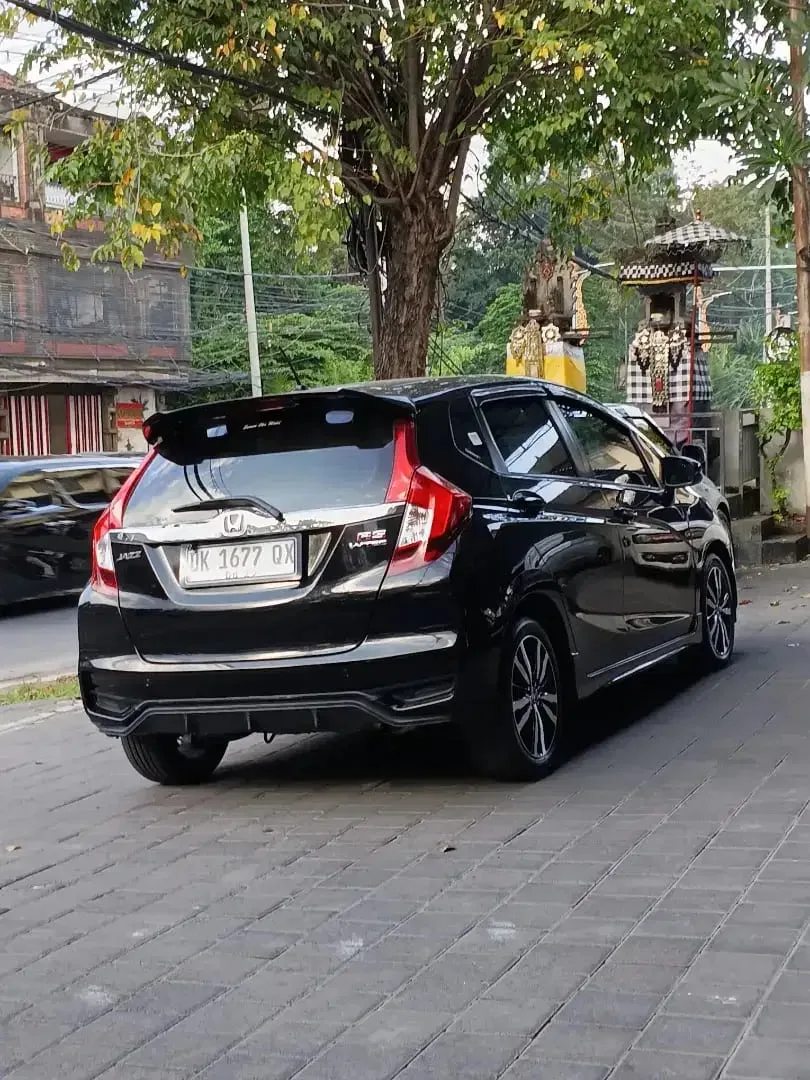 HONDA JAZZ RS FACELIFT LAST EDITION ASLI BALI SUPER ISTIMEWA - Image 4 of 10