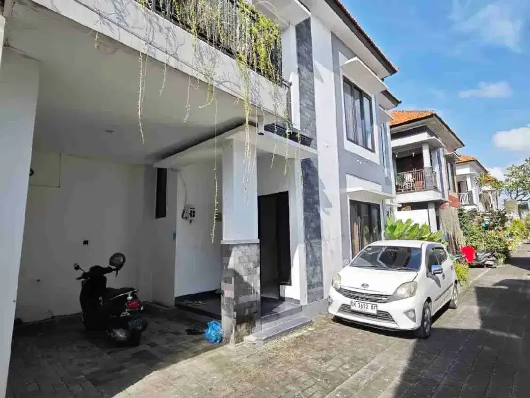Rumah Gunung Soputan Denpasar 3 Kamar Tidur - Image 1 of 10