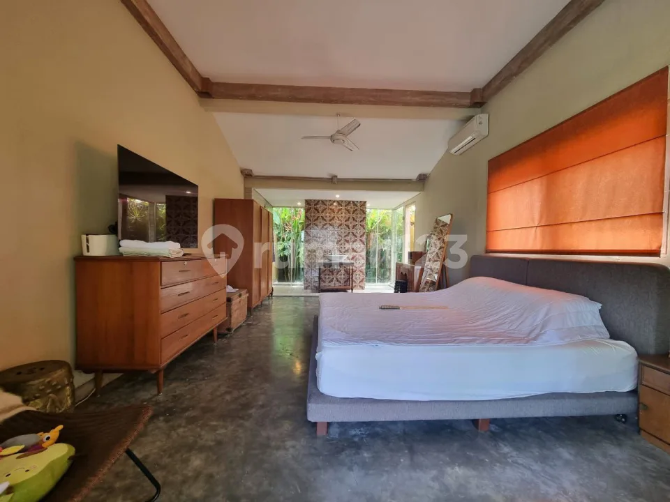 Dijual Villa di Pantai Purnama View Sawah dan Sungai - Image 2 of 4