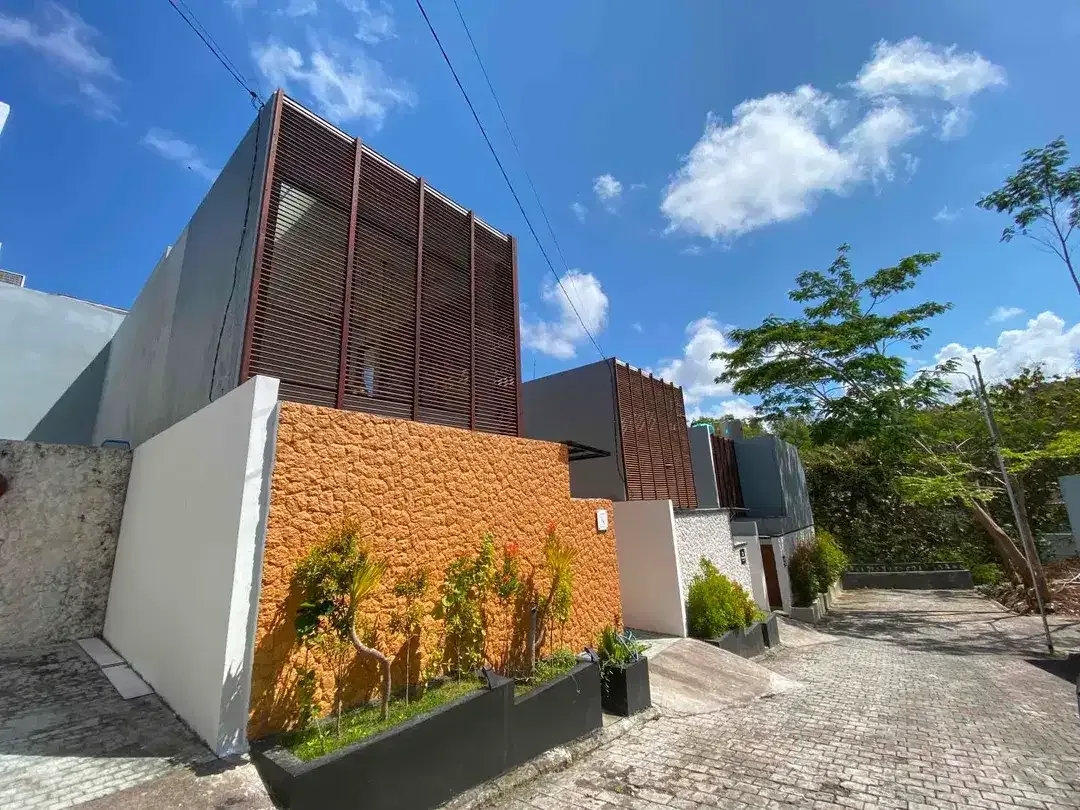 VILLA BARU FULLY FURNISHED DIJUAL DI NUSA DUA - Image 2 of 10