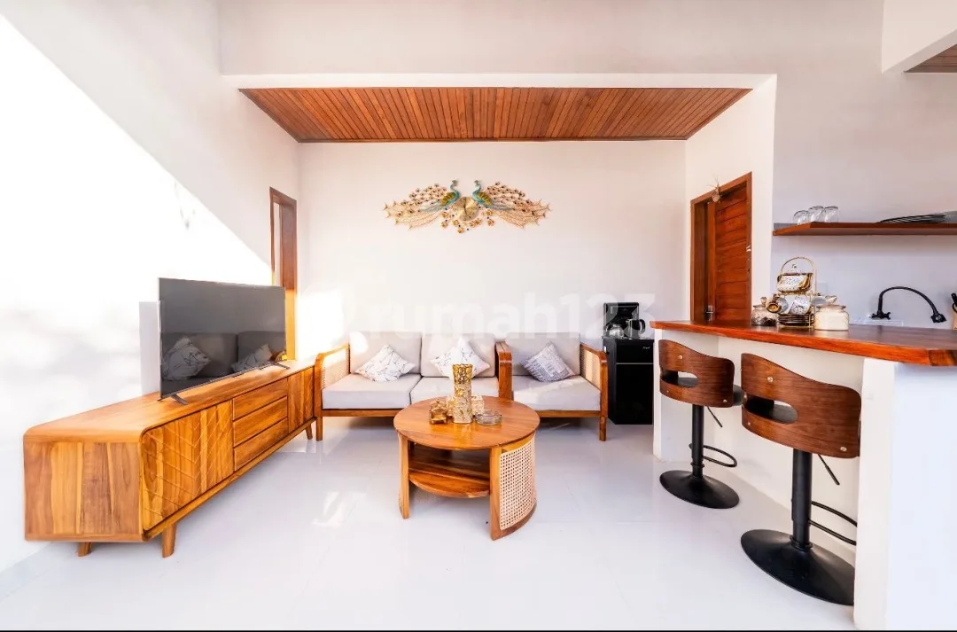 Villa Modern dan Cantik Siap Huni di Un - Image 4 of 4