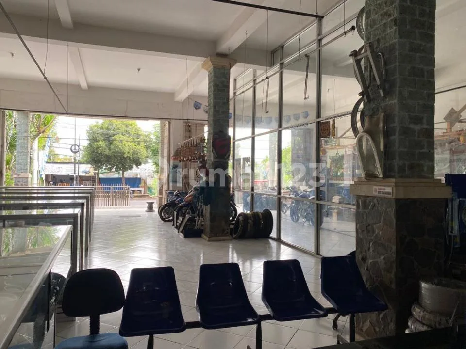 Turun Harga Dijual Bangunan Komersil Ruko di Singaraja - Image 4 of 4