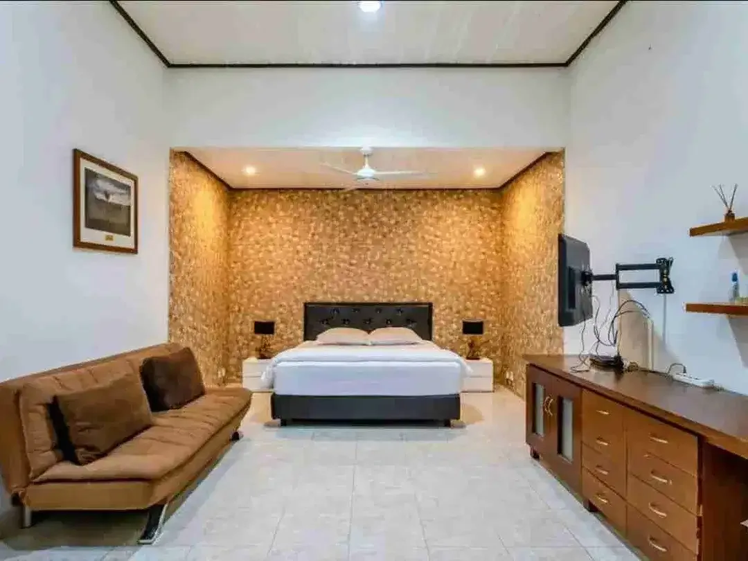 Luxury Villa For yearly rental, Fully Furnished in Sanur, Denpasar, Bali - Image 5 of 5