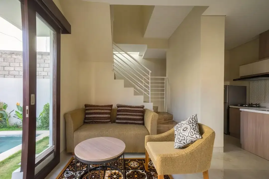 DIJUAL KOMPLEK VILLA FULL FURNISHED DI JIMBARAN - Image 4 of 10