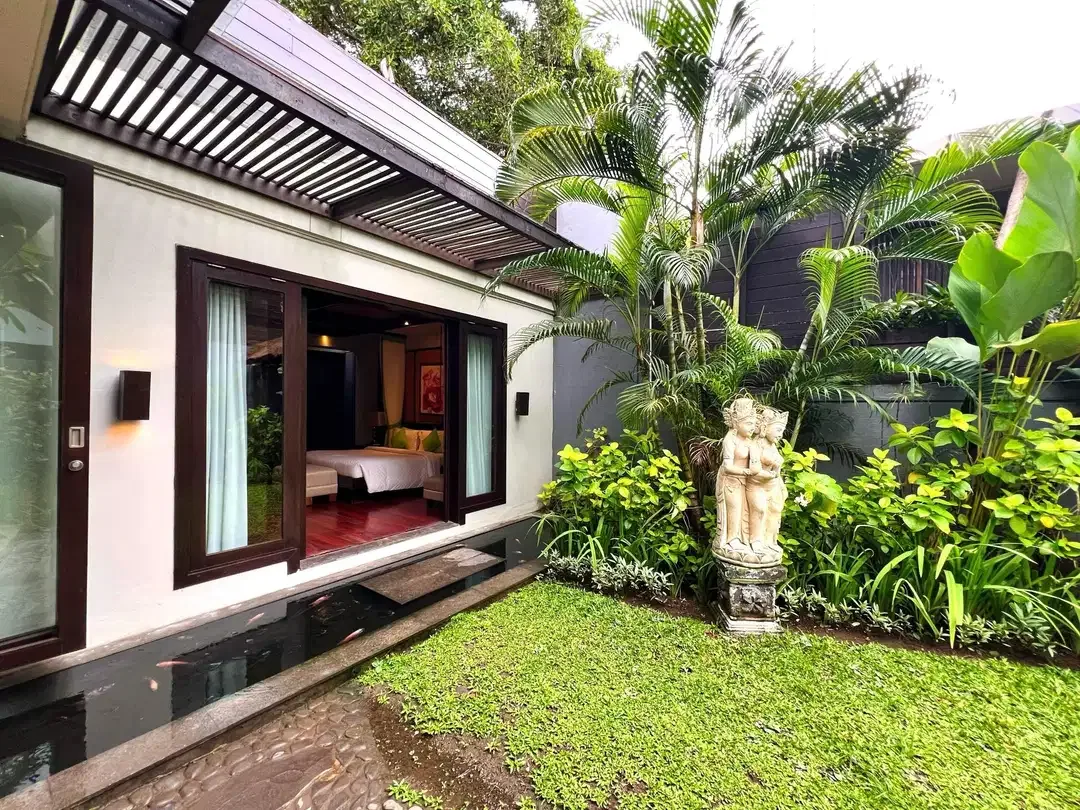 Villa Mewah 250 Meter Dari Pantai Seminyak Bali - Image 3 of 10