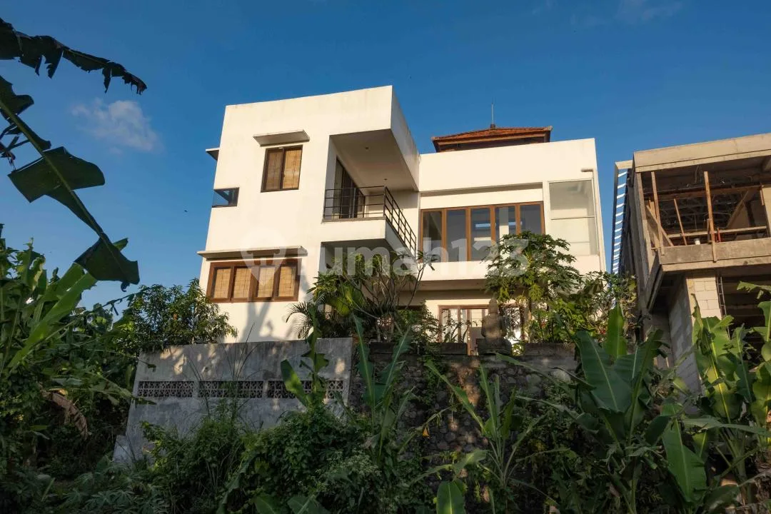 Rumah dengan View Sawah 15 Mnt Dari Pantai Pererenan - Image 2 of 4