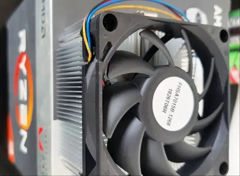 PROSESOR AMD RYZEN 3 FULL SET - Image 6 of 10