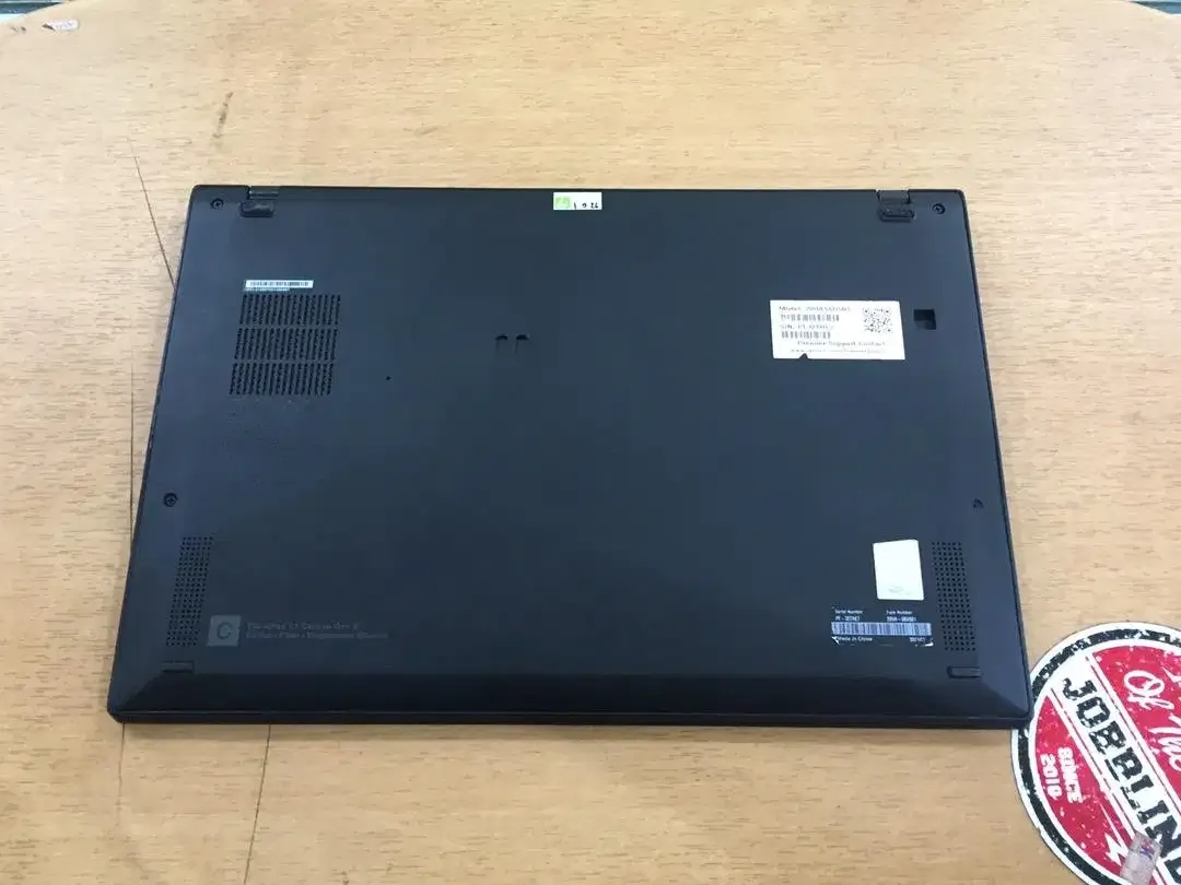 Lenovo ThinkPad X1 Carbon 8th Core i7Gen10 Ram 16GB SSD 256GB Mulus - Image 8 of 10
