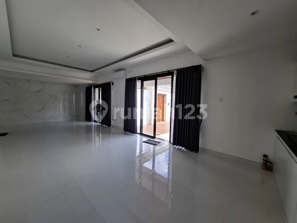 Brand New Villa for Rent, Kerobokan area - Image 4 of 4