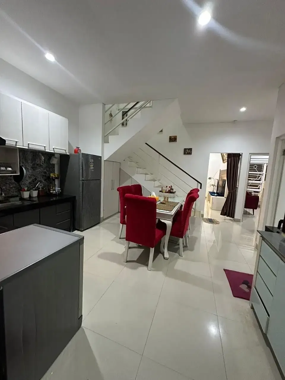 Rumah semi Villa Taman Giri Benoa - Image 7 of 10