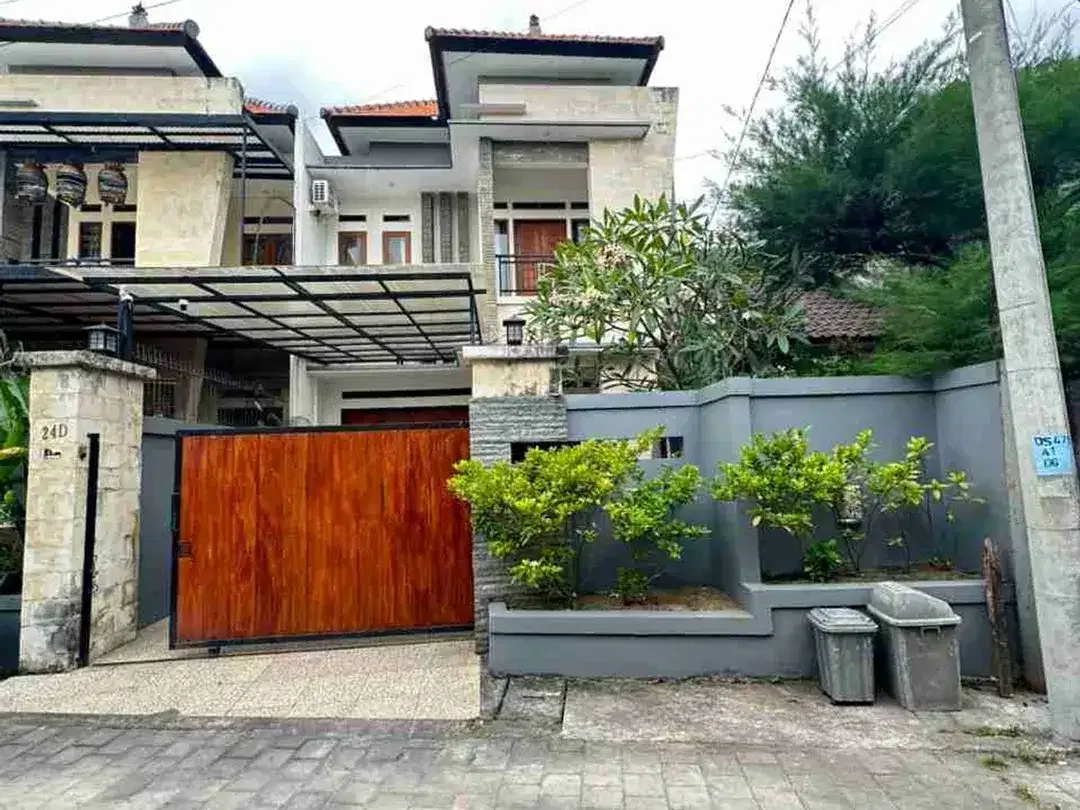 Villa cantik strategis Tukad Balian Renon Denpasar Bali - Image 1 of 10