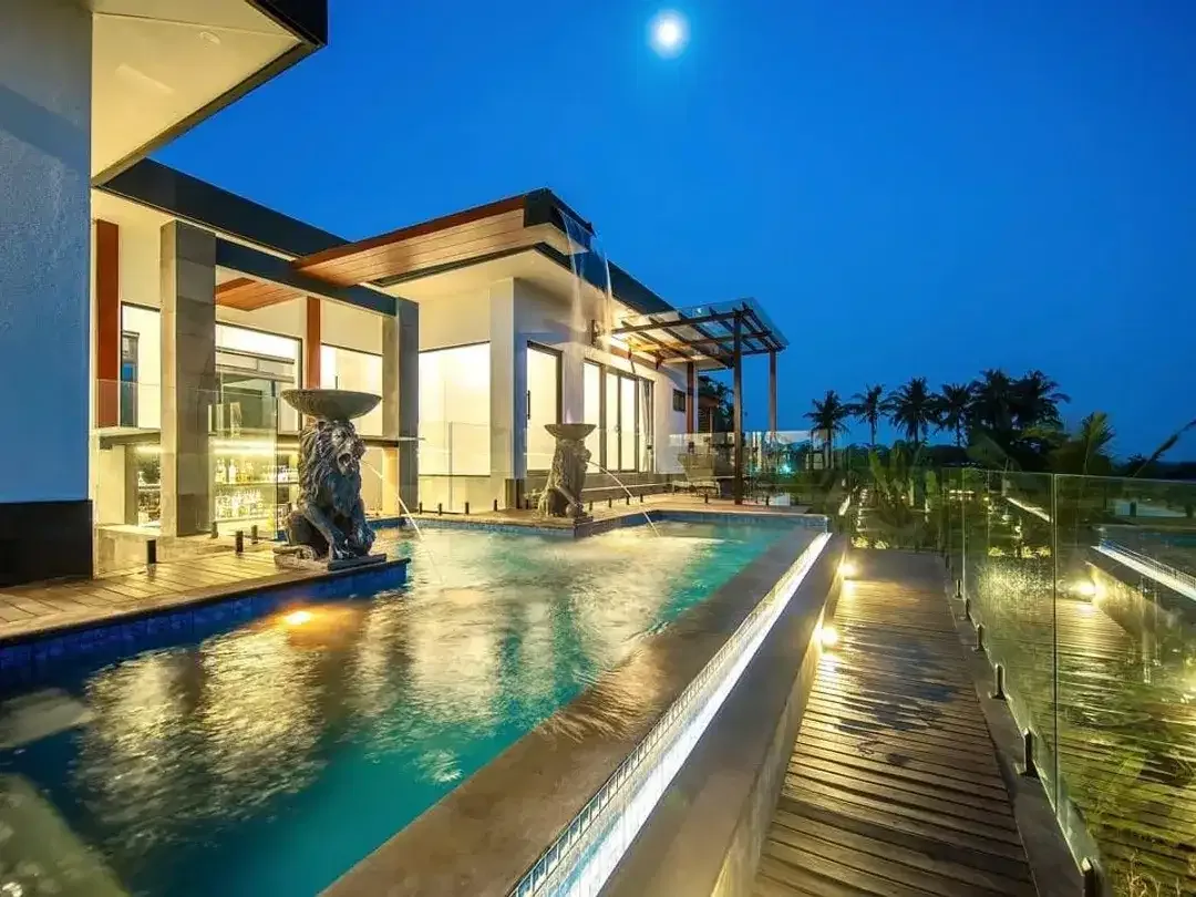 VILA MEWAH VIEW SAWAH PALING EKSKLUSIF DEKAT PANTAI PASUT - Image 2 of 10