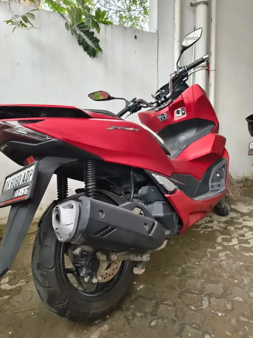 PCX merah 2022 kondisi syantik - Image 4 of 4