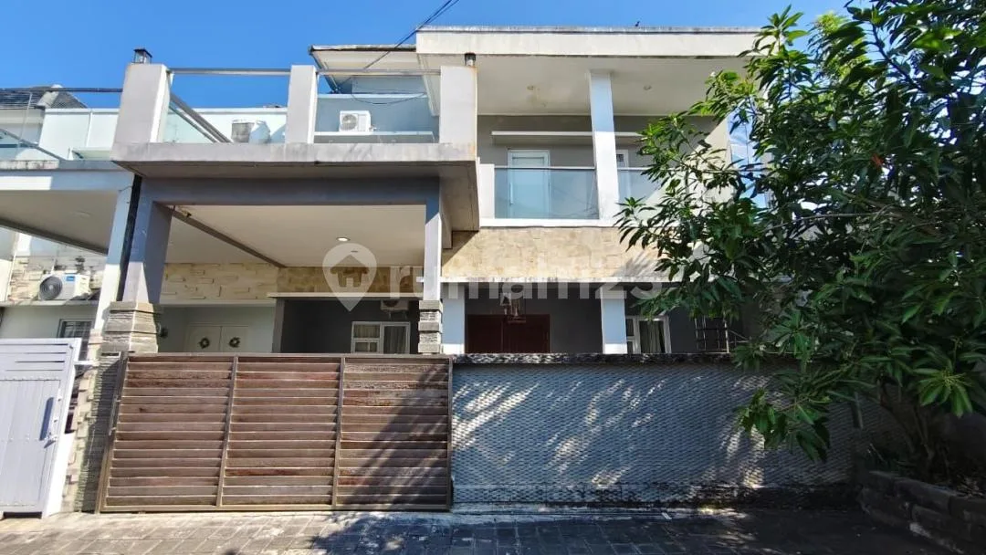 For Rent Rumah 2 Lantai Siap Huni Berlokasi di Cluster Jimbaran - Image 1 of 4