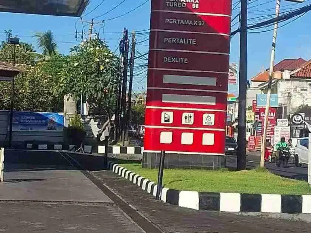 SPBU Aktif di Jalan Utama WR Supratman Denpasar - Image 3 of 6