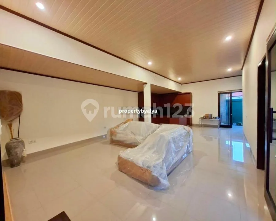 3 Bedroom Villa All Rooms Interconnected In Sanur West Side With Garden - Image 4 of 4