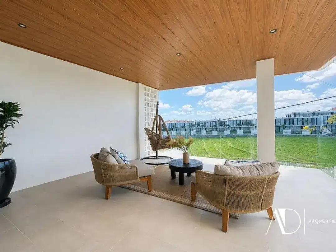 FREEHOLD OR LEASEHOLD | BRAND-NEW MODERN TROPICAL VILLA IN BERAWA, CANGGU - Image 3 of 10